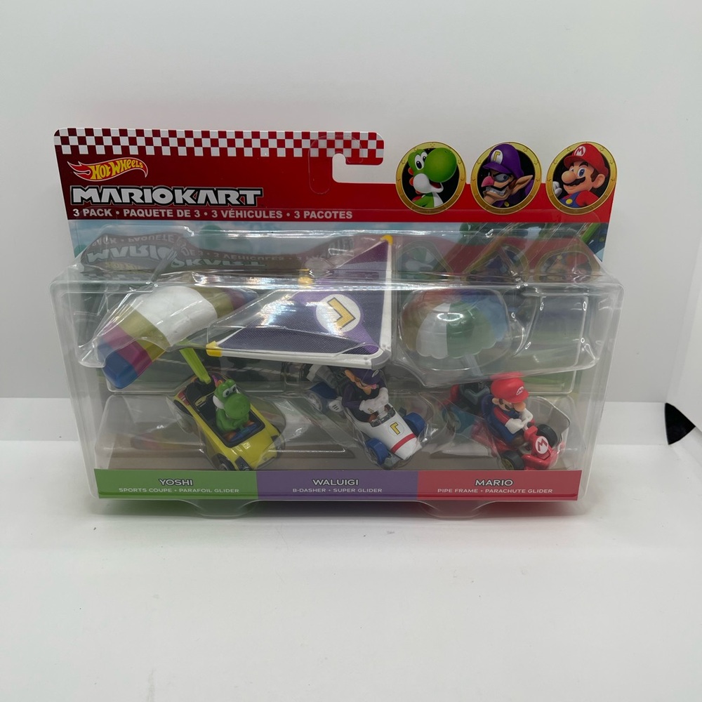 Mario Kart Hot Wheels Glider 3 Pack Yoshi Waluigi Mario Nintendo Mattel